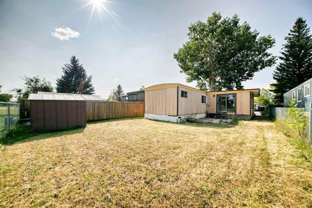 MLS® A2256912 - 100 Spring Haven Close SE in Big Springs Airdrie, Residential