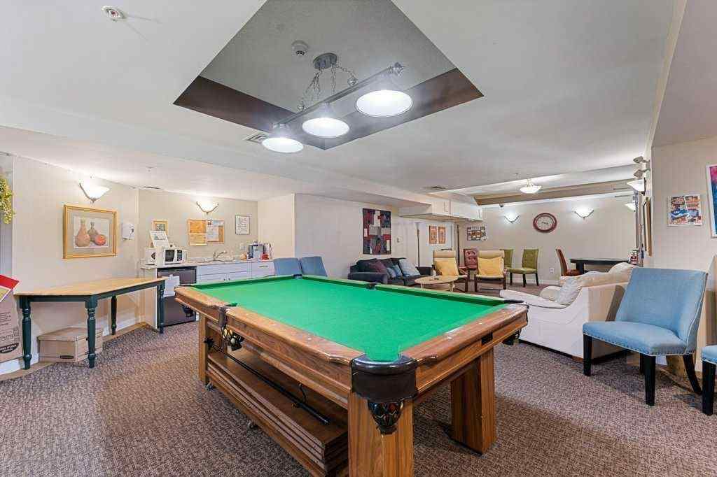 MLS® A2256919 - Unit #202 10 Discovery Ridge Close SW in Discovery Ridge Calgary, Residential