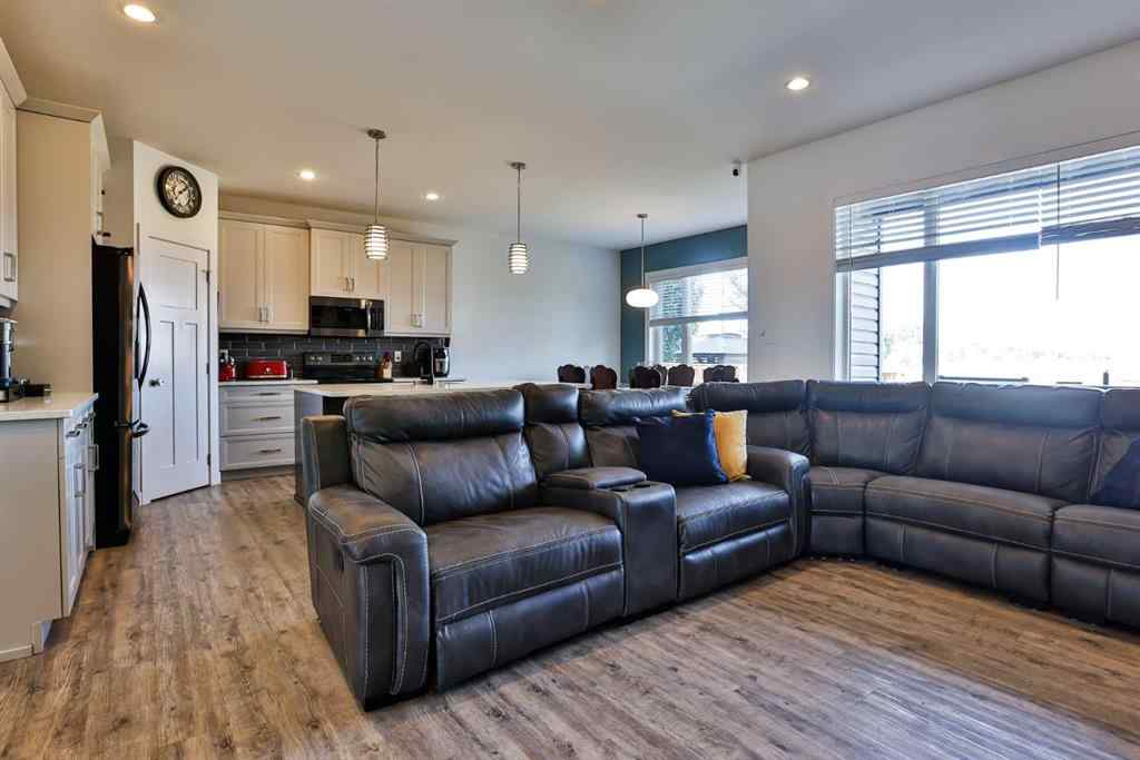 MLS® A2256920 - 4325 40 Avenue S in Southgate Lethbridge, Residential