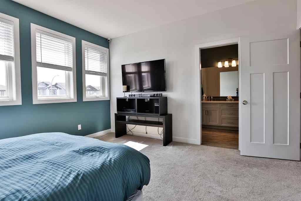 MLS® A2256920 - 4325 40 Avenue S in Southgate Lethbridge, Residential