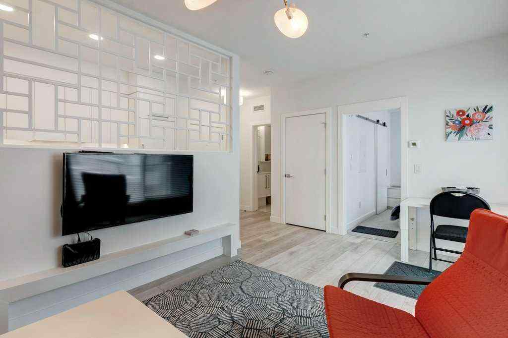 MLS® A2256926 - Unit #206 3130 Thirsk Street NW in University District Calgary, Residential