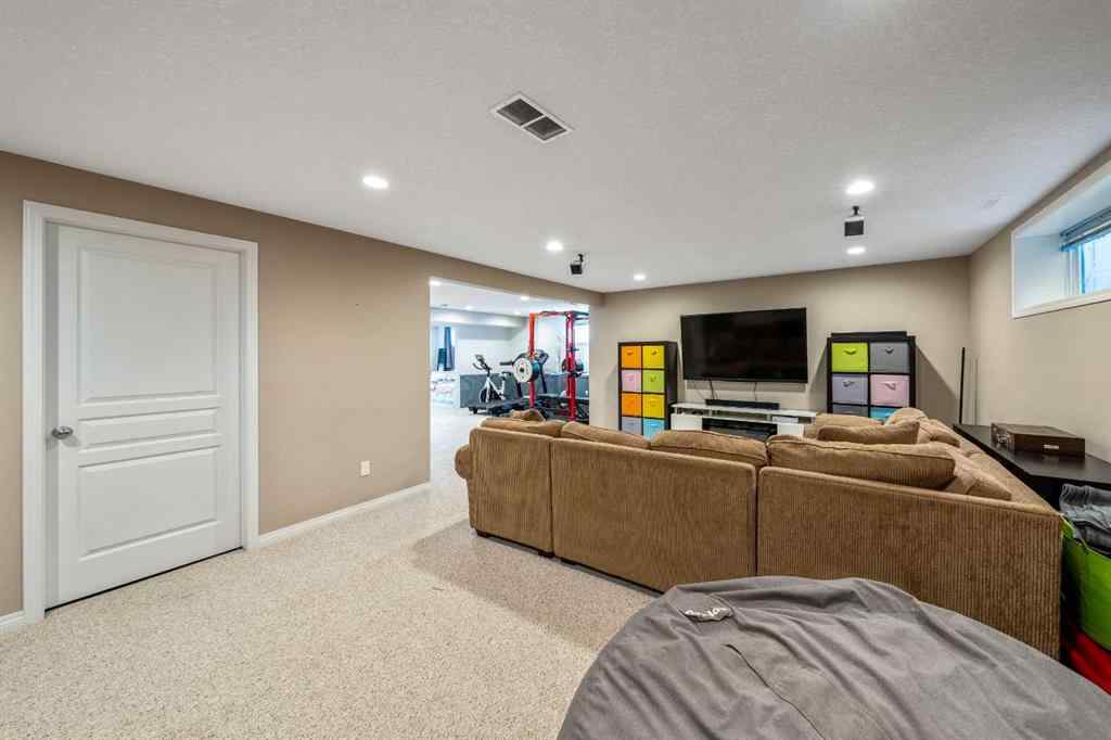 MLS® A2256927 - 1607 Sunshine Close SE in Sunshine Meadow High River, Residential