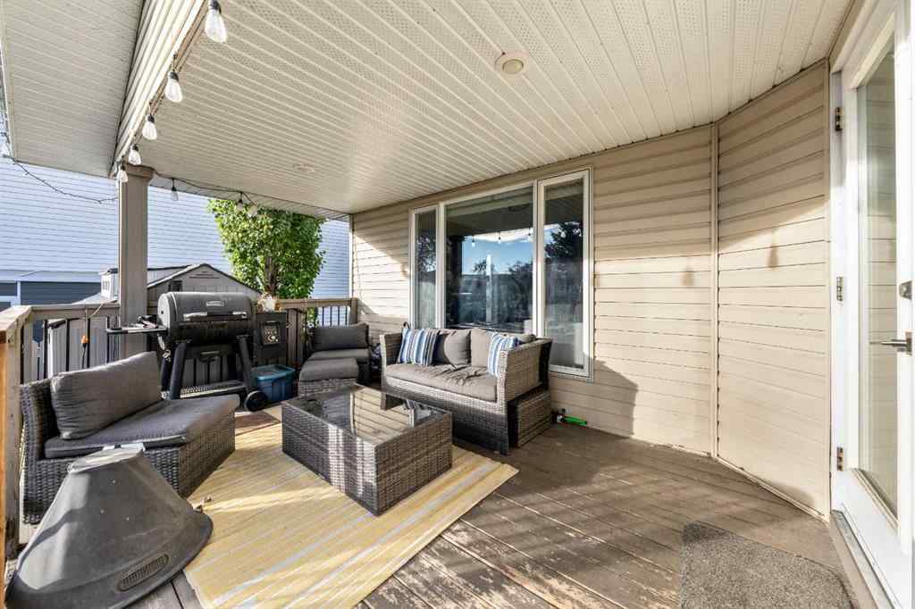 MLS® A2256927 - 1607 Sunshine Close SE in Sunshine Meadow High River, Residential