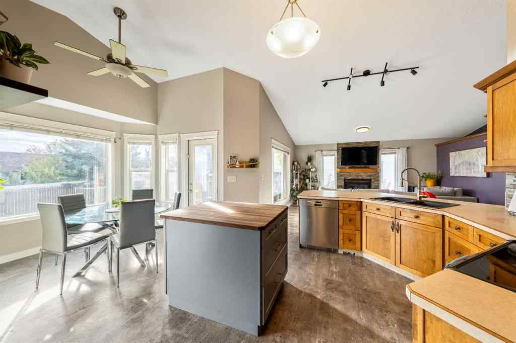 MLS® A2256927 - 1607 Sunshine Close SE in Sunshine Meadow High River, Residential