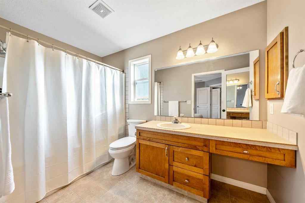 MLS® A2256927 - 1607 Sunshine Close SE in Sunshine Meadow High River, Residential