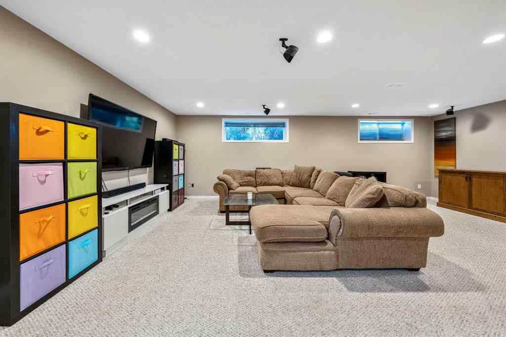 MLS® A2256927 - 1607 Sunshine Close SE in Sunshine Meadow High River, Residential