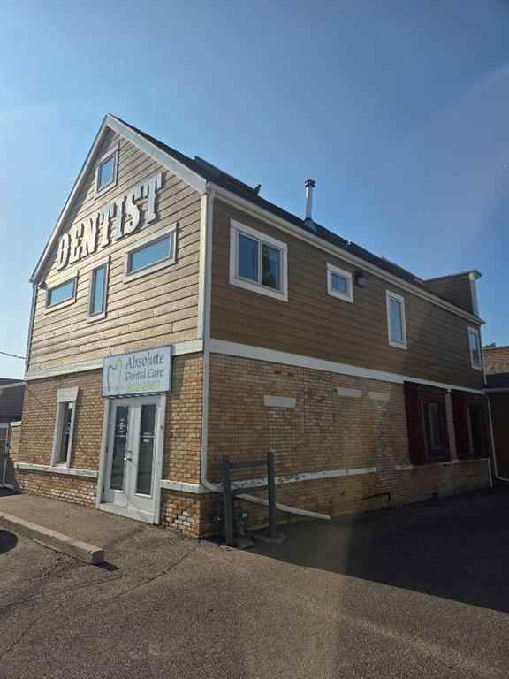 MLS® A2256928 - Unit #Upper Back 508 1 Street W in Downtown Cochrane, Commercial