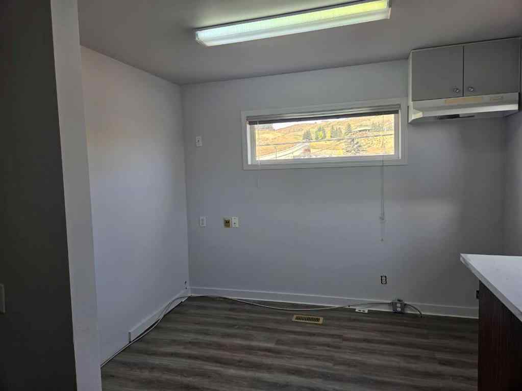 MLS® A2256928 - Unit #Upper Back 508 1 Street W in Downtown Cochrane, Commercial