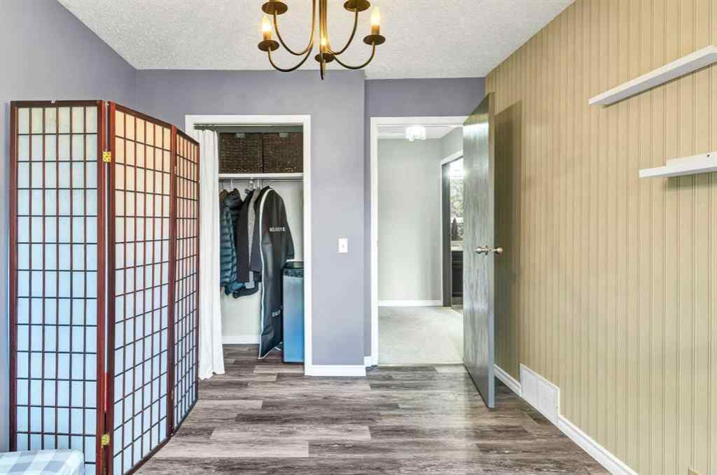 MLS® A2256931 - 101 Sundown Way SE in Sundance Calgary, Residential