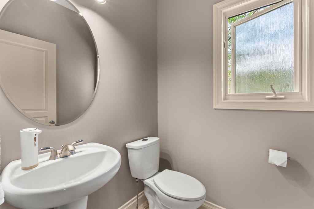 MLS® #A2256934 - 904 23 Avenue NW in Mount Pleasant Calgary, Residential Open Houses