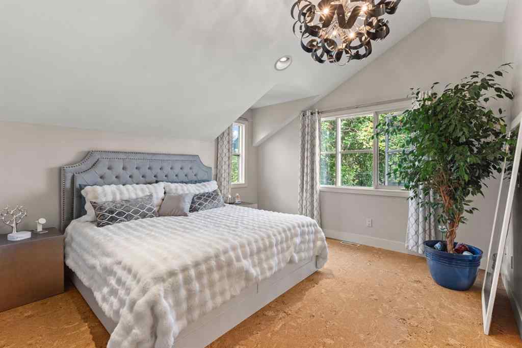 MLS® #A2256934 - 904 23 Avenue NW in Mount Pleasant Calgary, Residential Open Houses