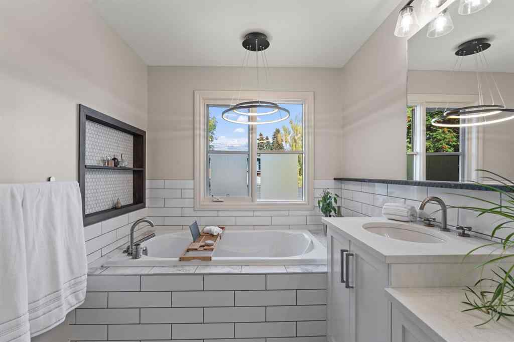 MLS® #A2256934 - 904 23 Avenue NW in Mount Pleasant Calgary, Residential Open Houses