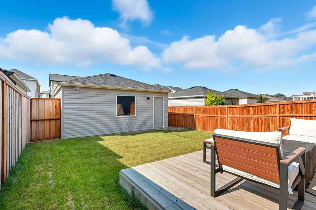 MLS® A2256936 - 443 Hillcrest Manor SW in Hillcrest Airdrie, Residential