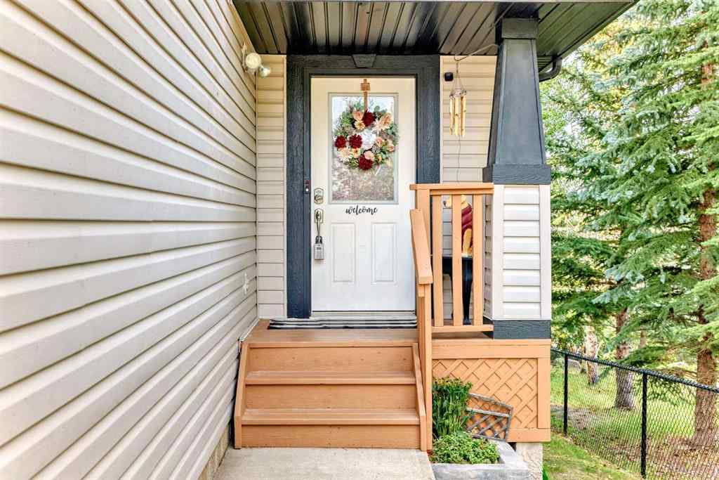 MLS® A2256937 - 23 Rockyspring Green NW in Rocky Ridge Calgary, Residential