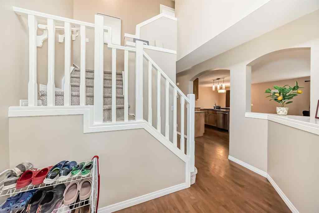 MLS® A2256937 - 23 Rockyspring Green NW in Rocky Ridge Calgary, Residential