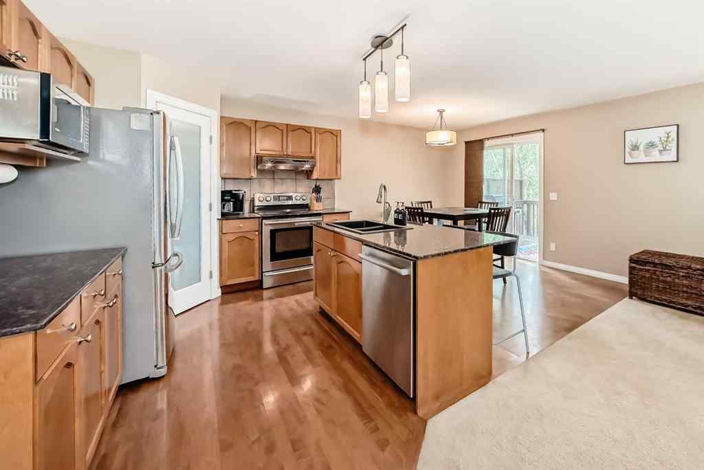MLS® A2256937 - 23 Rockyspring Green NW in Rocky Ridge Calgary, Residential