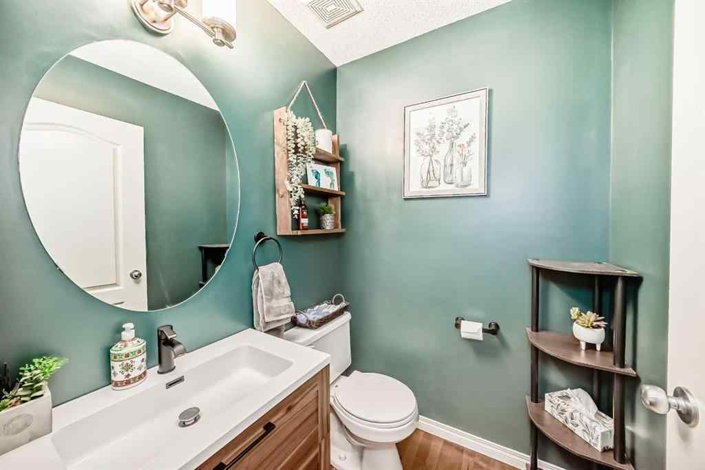 MLS® A2256937 - 23 Rockyspring Green NW in Rocky Ridge Calgary, Residential