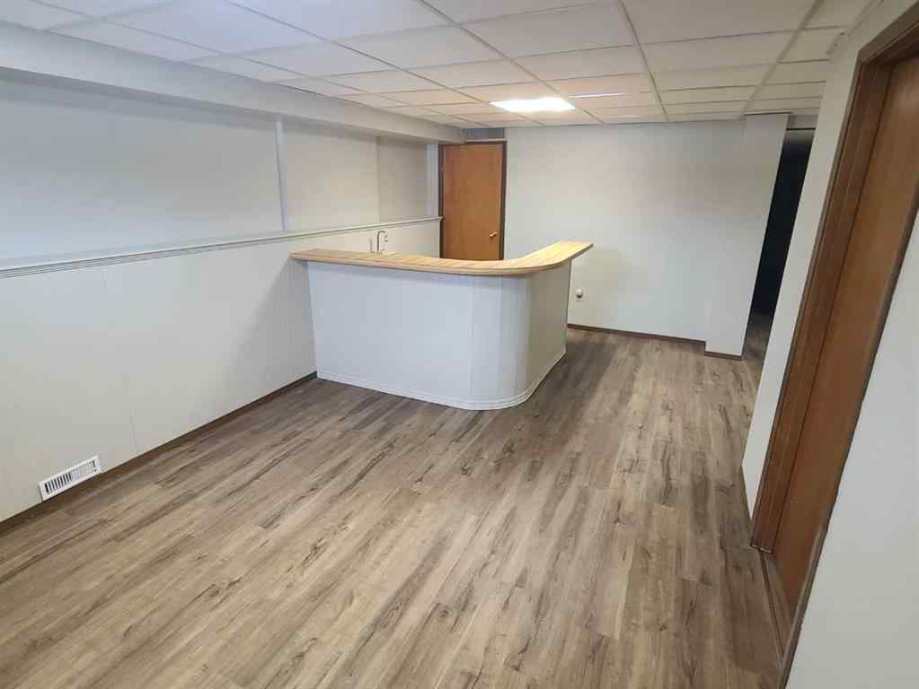 MLS® A2256939 - 411 4th Street  in NONE McLennan, Residential