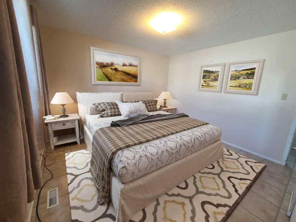 MLS® A2256939 - 411 4th Street  in NONE McLennan, Residential