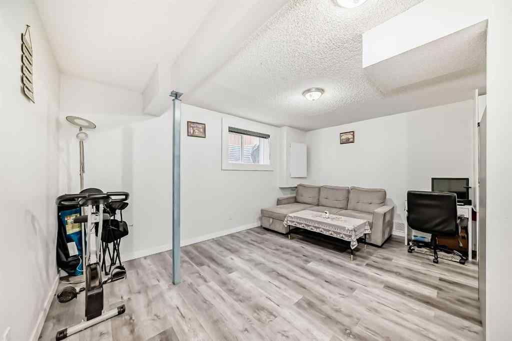 MLS® A2256950 - 49 Taravista Way NE in Taradale Calgary, Residential