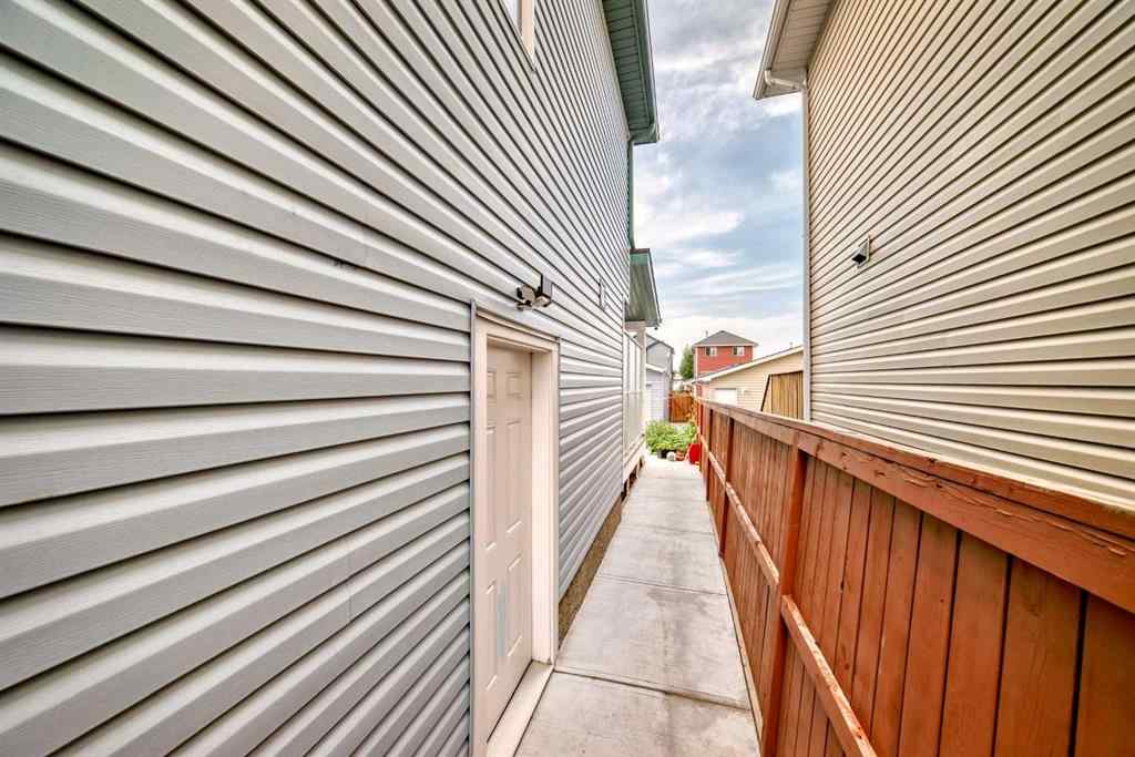MLS® A2256950 - 49 Taravista Way NE in Taradale Calgary, Residential