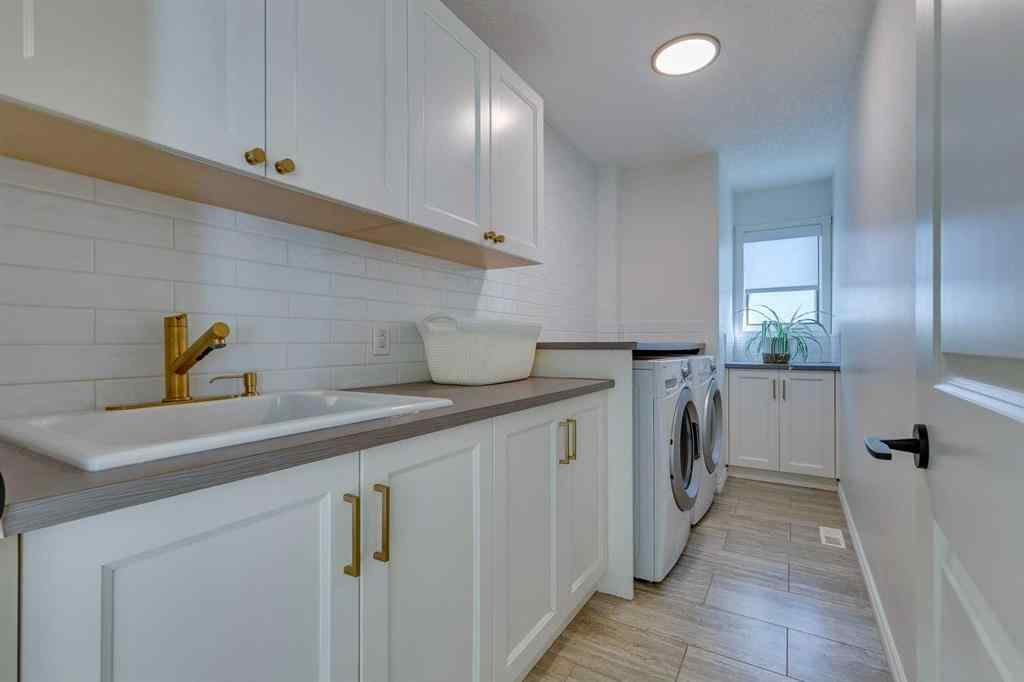 MLS® A2256953 - 4207 Edgevalley Landing NW in Edgemont Calgary, Residential