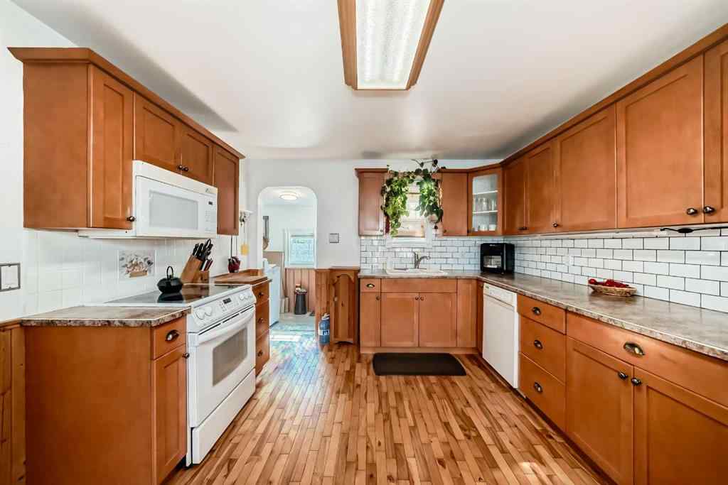 MLS® A2256954 - 2319 23 Street  in NONE Nanton, Residential