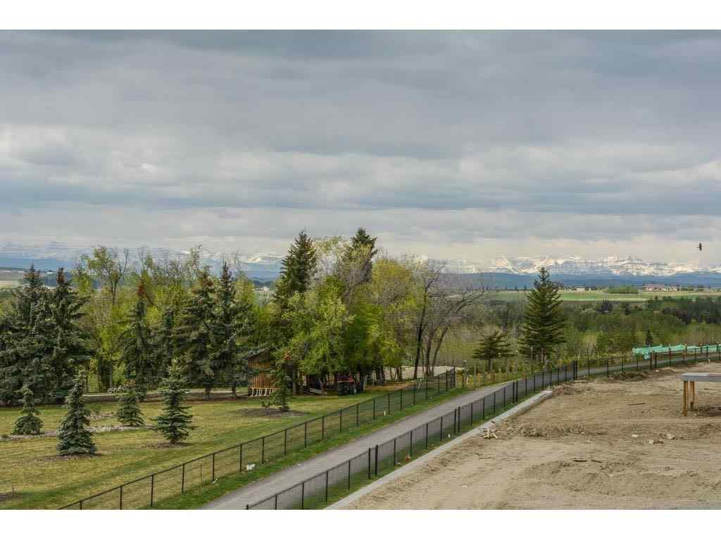 MLS® A2256958 - 106 Mount Rae Heights  in Mountainview Okotoks, Residential