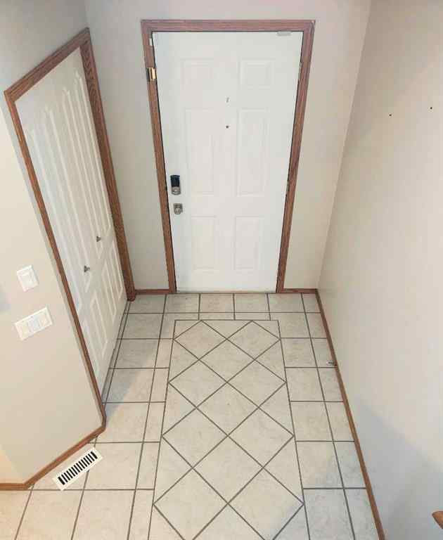 MLS® A2256959 - 47 Mt Apex Crescent SE in McKenzie Lake Calgary, Residential