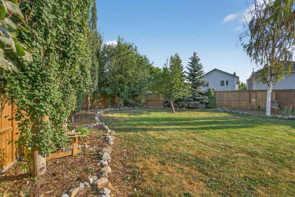 MLS® A2256959 - 47 Mt Apex Crescent SE in McKenzie Lake Calgary, Residential