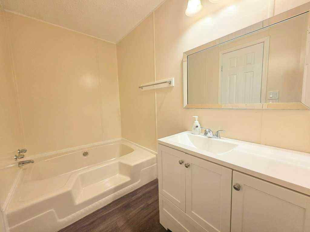 MLS® A2256963 - 137 8 Street SW in NONE Slave Lake, Residential