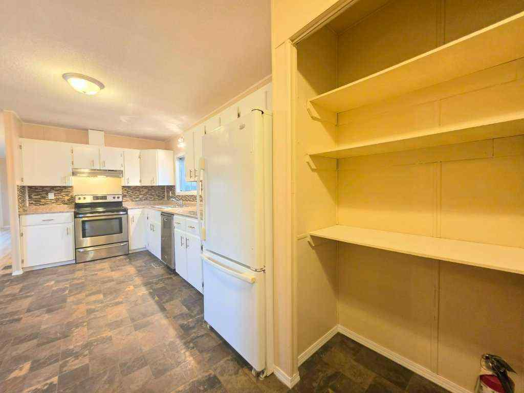 MLS® A2256963 - 137 8 Street SW in NONE Slave Lake, Residential