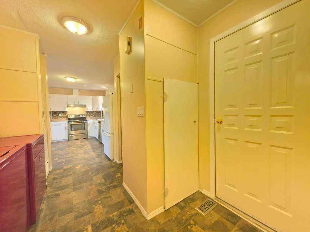 MLS® A2256963 - 137 8 Street SW in NONE Slave Lake, Residential