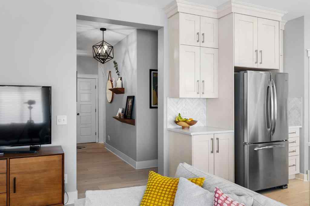 MLS® A2256966 - 13 Royal Birch Park NW in Royal Oak Calgary, Residential