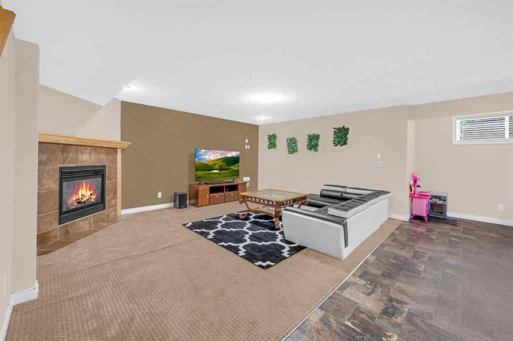 MLS® A2256968 - 2407 Kingsland View SE in Kings Heights Airdrie, Residential