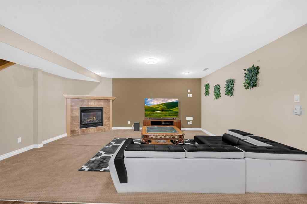 MLS® A2256968 - 2407 Kingsland View SE in Kings Heights Airdrie, Residential