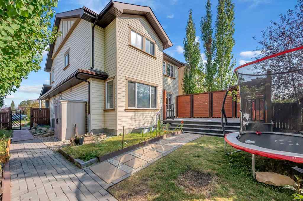 MLS® A2256968 - 2407 Kingsland View SE in Kings Heights Airdrie, Residential