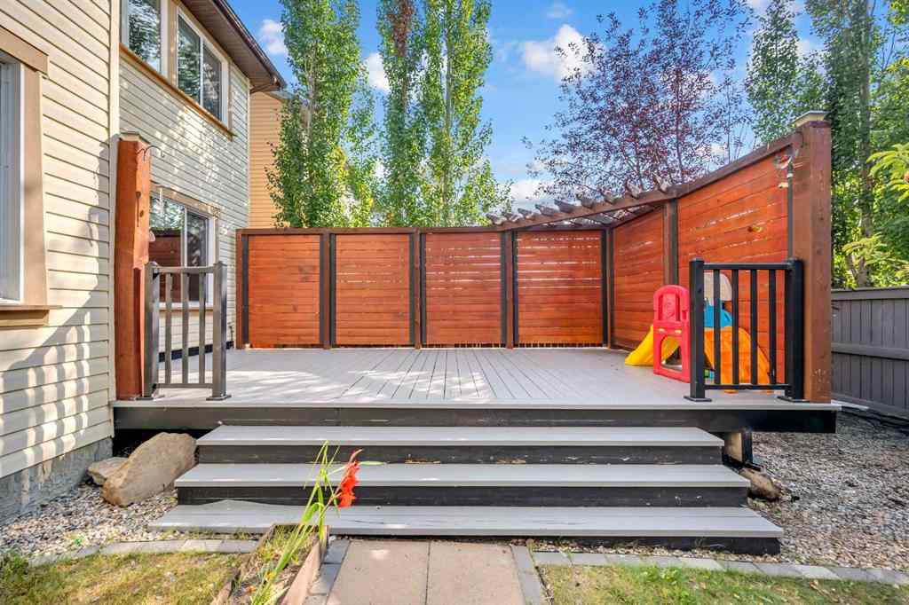 MLS® A2256968 - 2407 Kingsland View SE in Kings Heights Airdrie, Residential