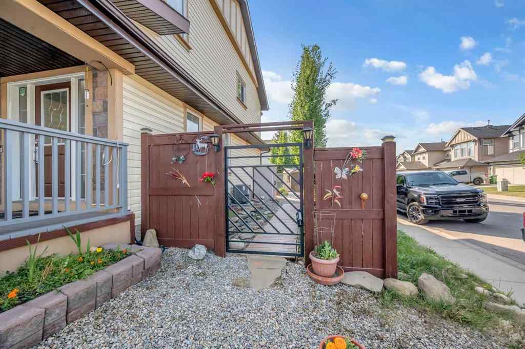 MLS® A2256968 - 2407 Kingsland View SE in Kings Heights Airdrie, Residential