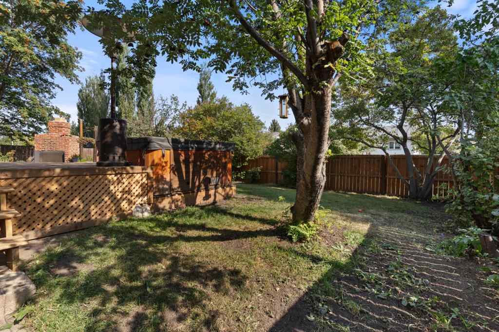 MLS® A2256970 - 107 Northlake Lane  in Northmount Wetaskiwin, Residential