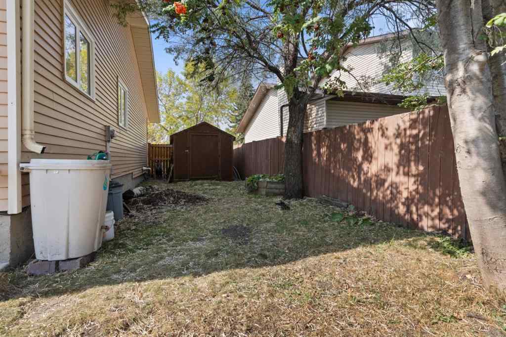 MLS® A2256970 - 107 Northlake Lane  in Northmount Wetaskiwin, Residential