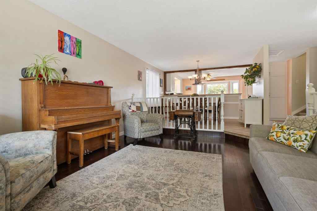 MLS® A2256970 - 107 Northlake Lane  in Northmount Wetaskiwin, Residential