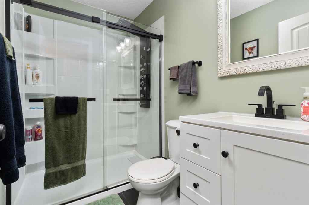 MLS® A2256970 - 107 Northlake Lane  in Northmount Wetaskiwin, Residential