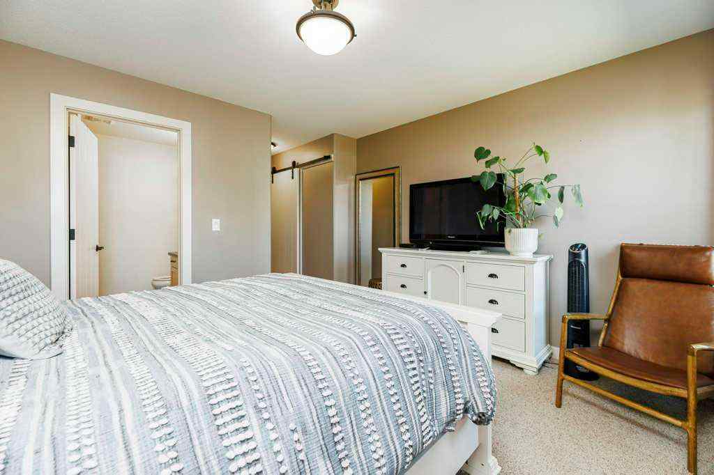 MLS® A2256971 - 38 Eastpointe Drive  in Panorama Estates Blackfalds, Residential