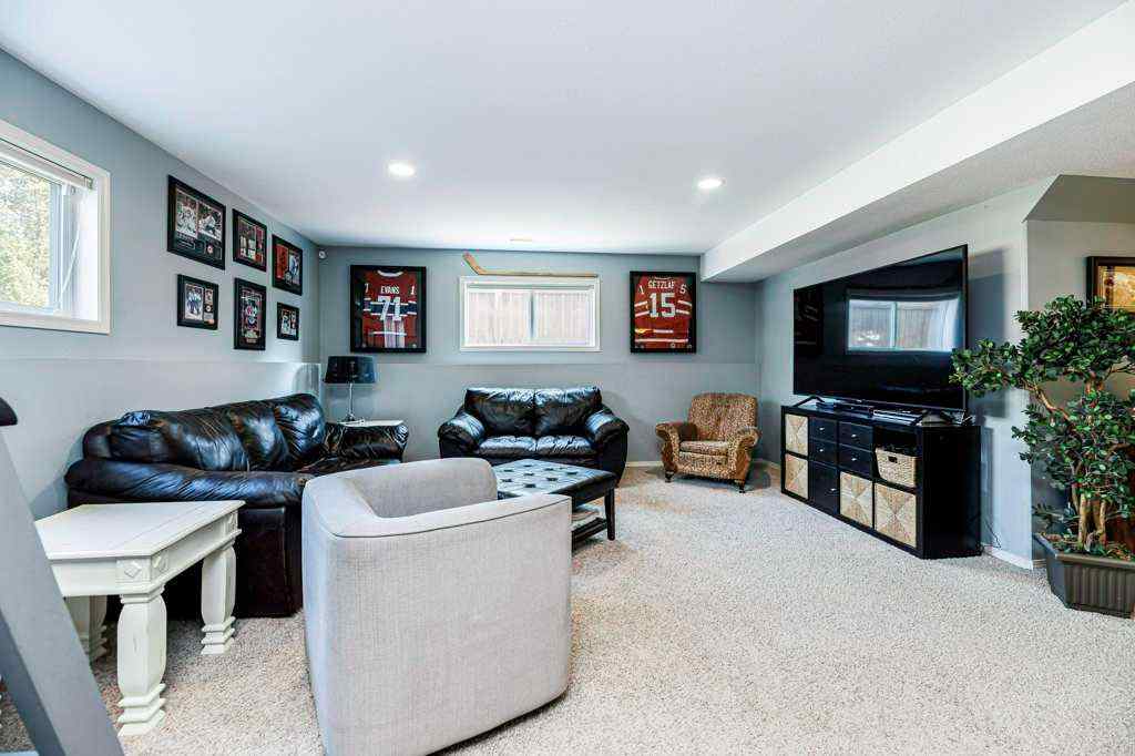 MLS® A2256971 - 38 Eastpointe Drive  in Panorama Estates Blackfalds, Residential