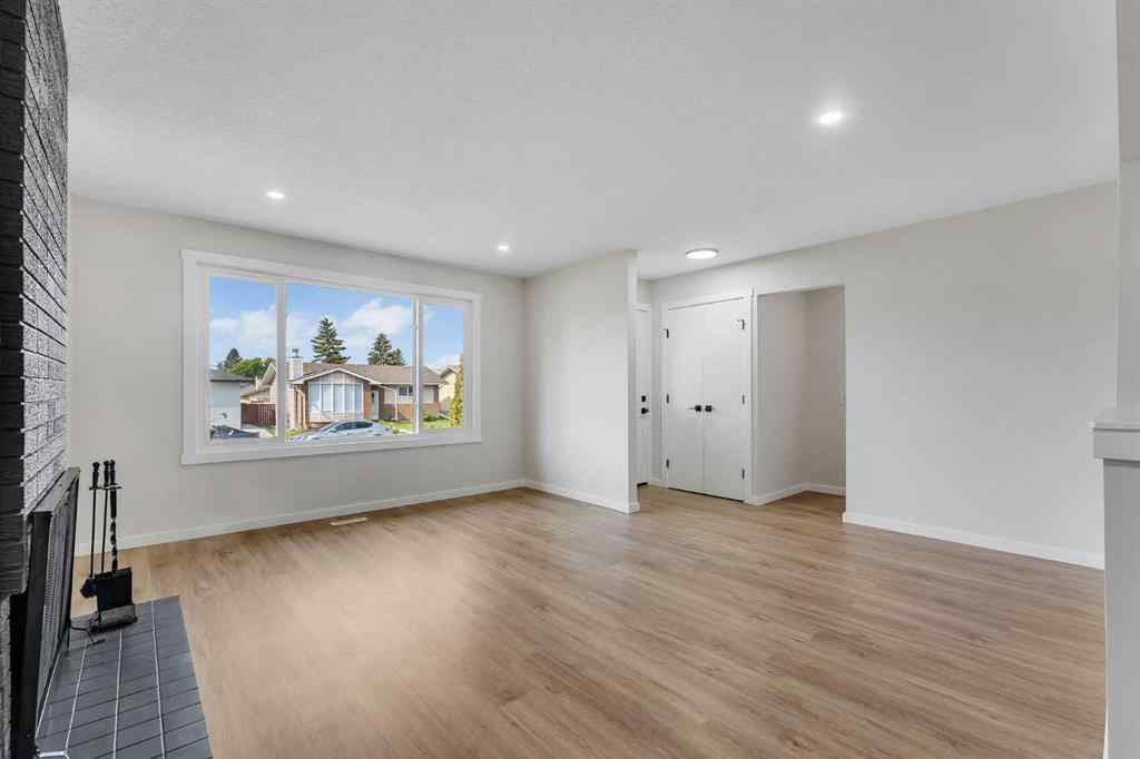 MLS® A2256972 - 1271 Penedo Crescent SE in Penbrooke Meadows Calgary, Residential