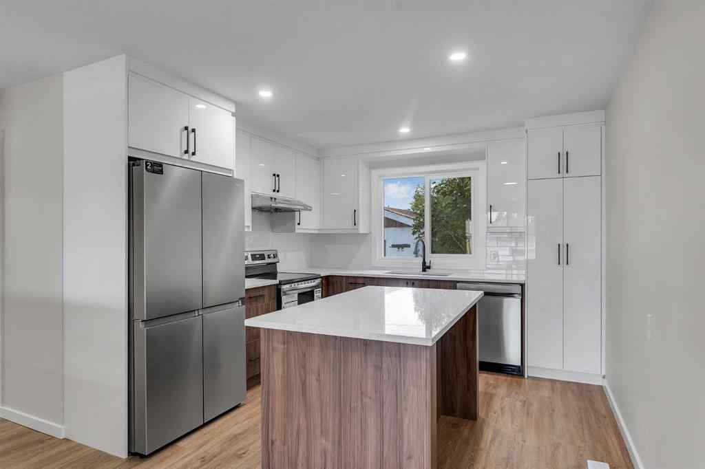 MLS® A2256972 - 1271 Penedo Crescent SE in Penbrooke Meadows Calgary, Residential