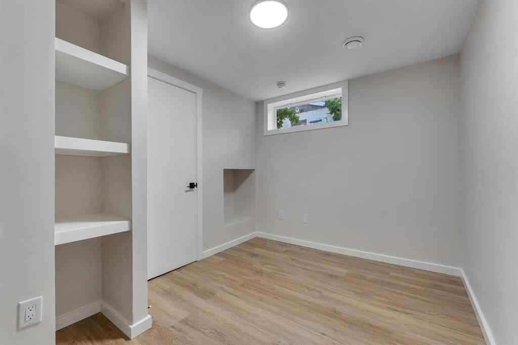 MLS® A2256972 - 1271 Penedo Crescent SE in Penbrooke Meadows Calgary, Residential