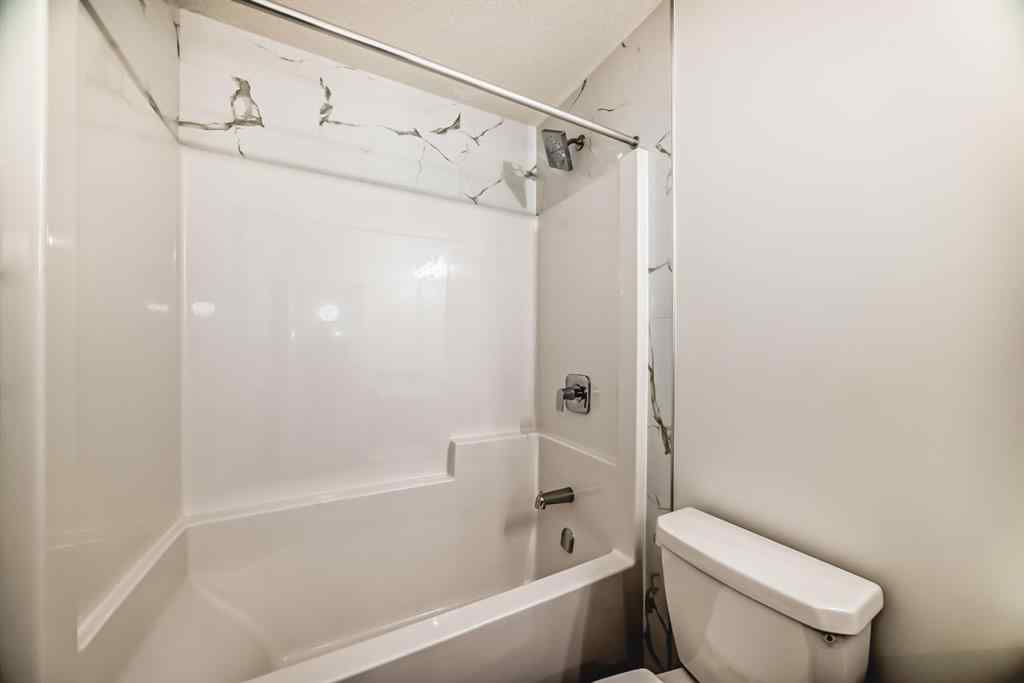 MLS® A2256975 - 20 Lewiston View NE in Lewisburg Calgary, Residential