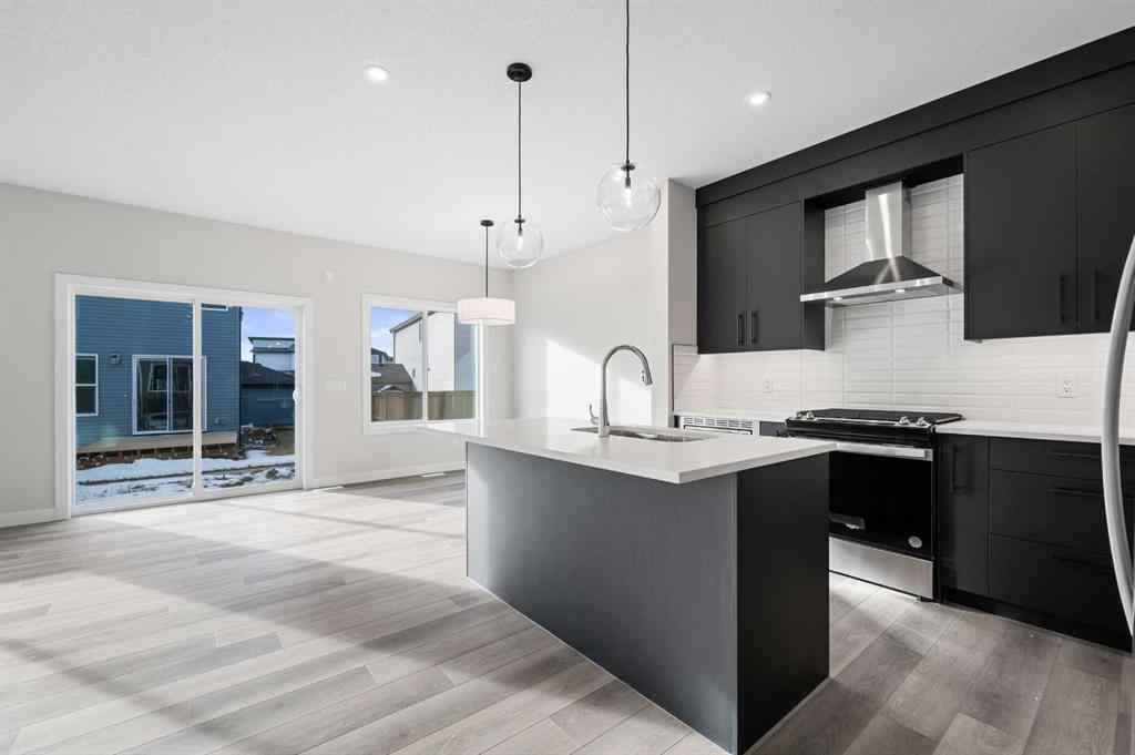 MLS® A2256977 - 26 Walgrove Bay SE in Walden Calgary, Residential